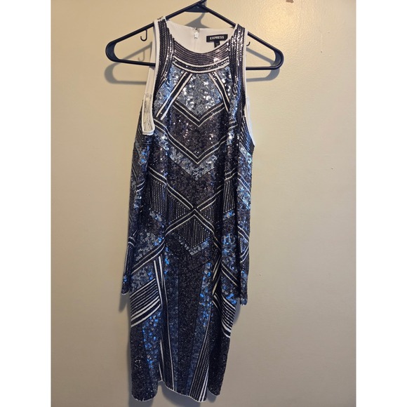 Express Dresses & Skirts - Express Womens Sequin Art Deco Beaded Shift Dress Silver Black Geometric XS